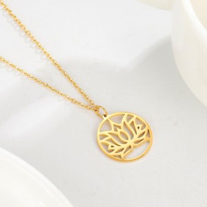 Lotus Çiçeği Altın Kaplama Gümüş Kolye Lotus Çiçeği Altın Kaplama Gümüş Kolye