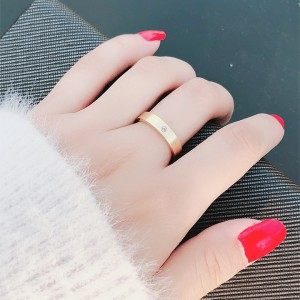 4 mm-Düz Taşlı Altın Kaplama Gümüş Alyans 4 mm-Düz Taşlı Altın Kaplama Gümüş Alyans