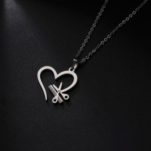 Kalp İçinde Makas Gümüş Kolye