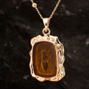 Sarı Taşlı Arı Baskılı Altın Kaplama Kadın Gümüş Kolye