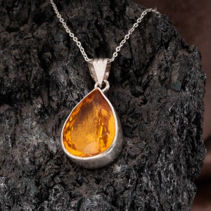 Sarı Topaz Taşlı Bayan Gümüş Damla Kolye 