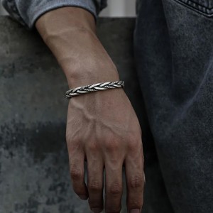 Örgülü Bohem Gümüş Erkek Bileklik Örgülü Bohem Gümüş Erkek Bileklik