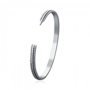 Tüy Görünümlü Gümüş Bileklik Tüy Görünümlü Gümüş Bileklik